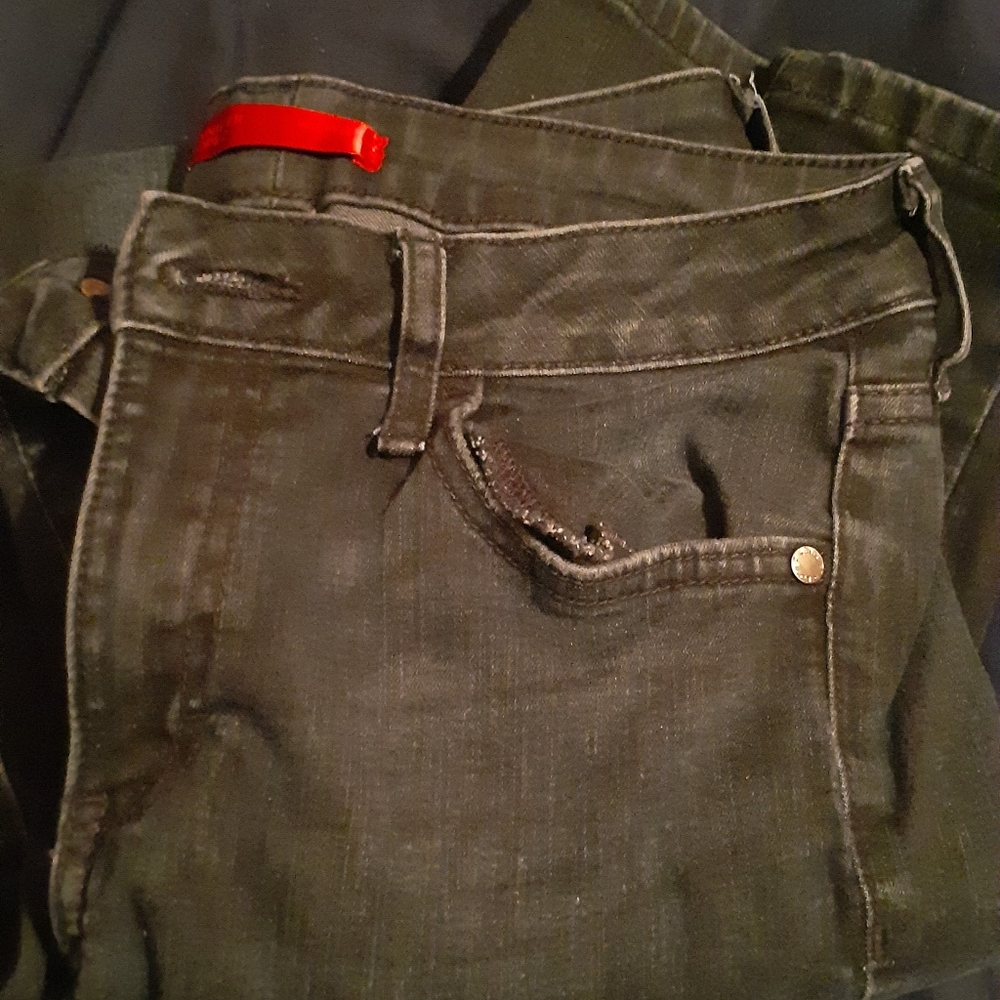 Jennifer Lopez Dark Wash Skinny Jeans - Size 8